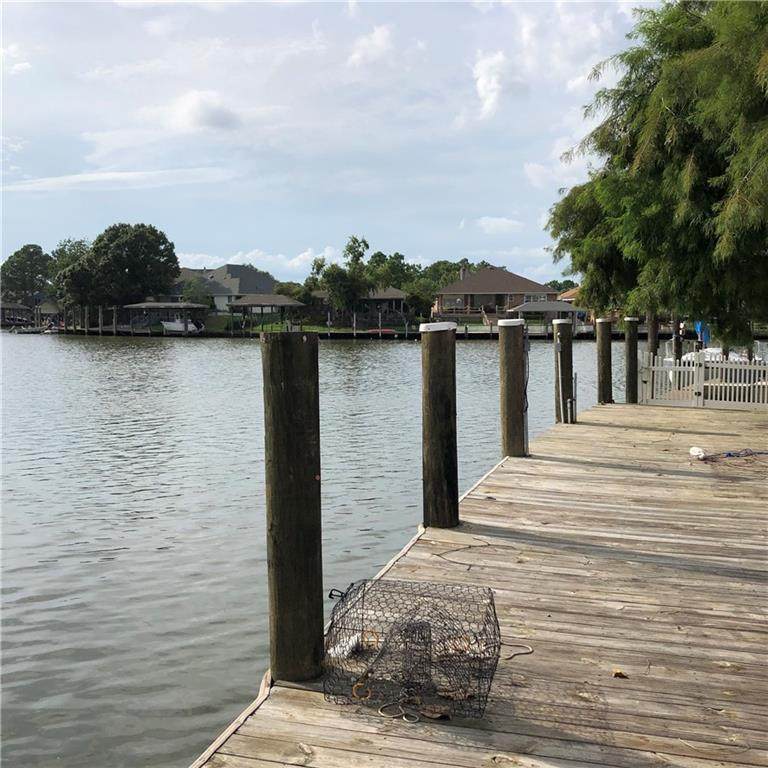 https://bt-photos.global.ssl.fastly.net/neworleans/orig_boomver_1_2356648-2.jpg