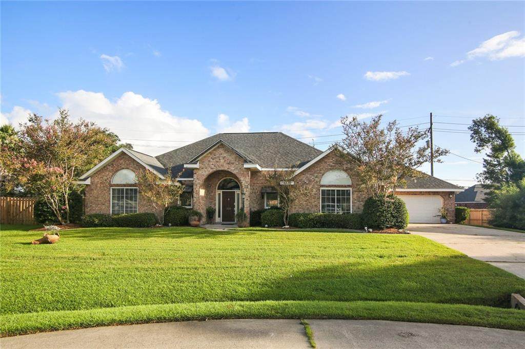 222 Laurel Court - Photo 1