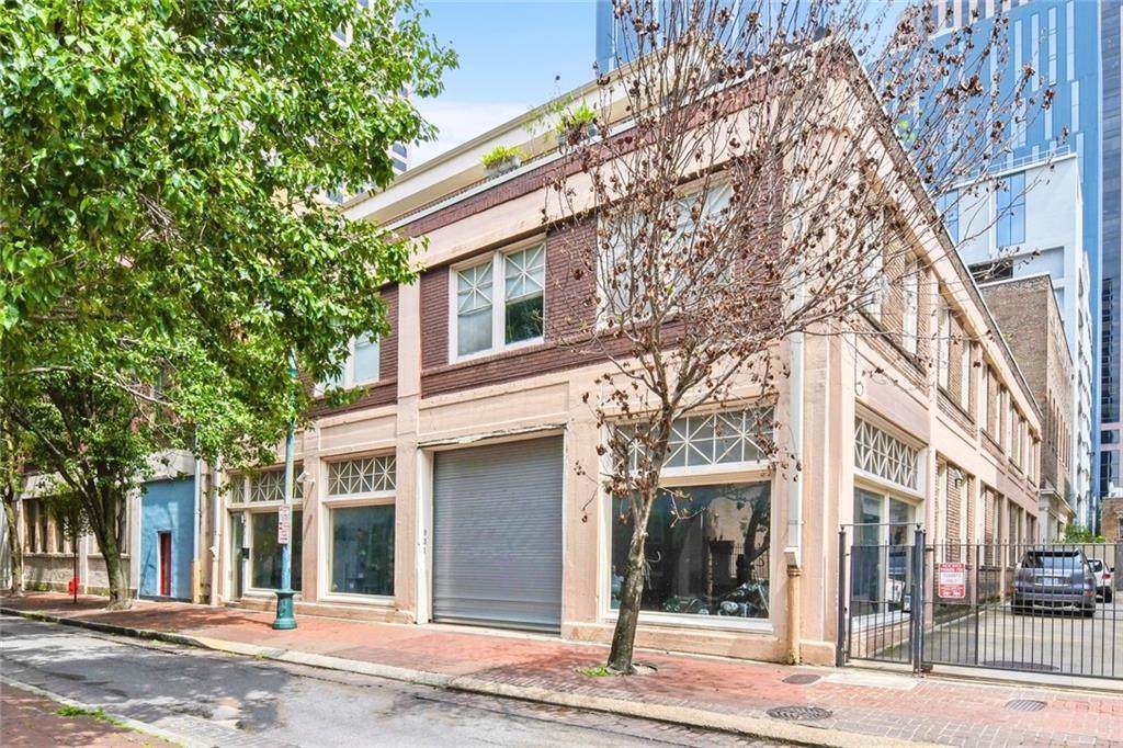 921 Lafayette Street - Photo 1
