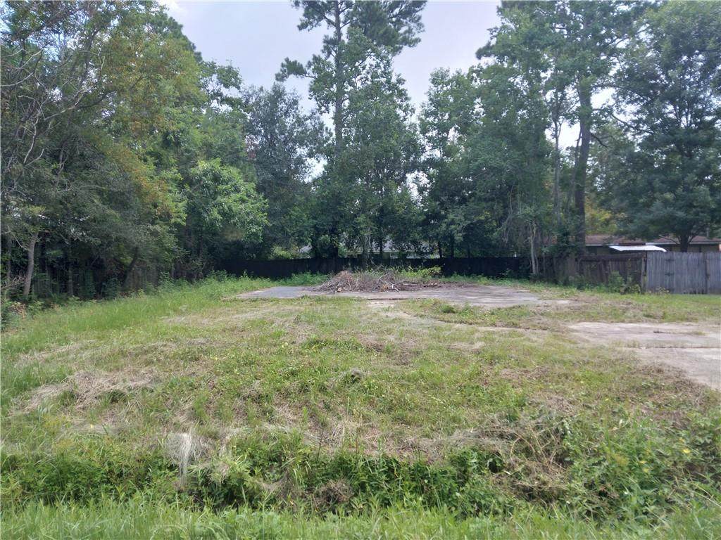 1632 Magnolia Street - Photo 1