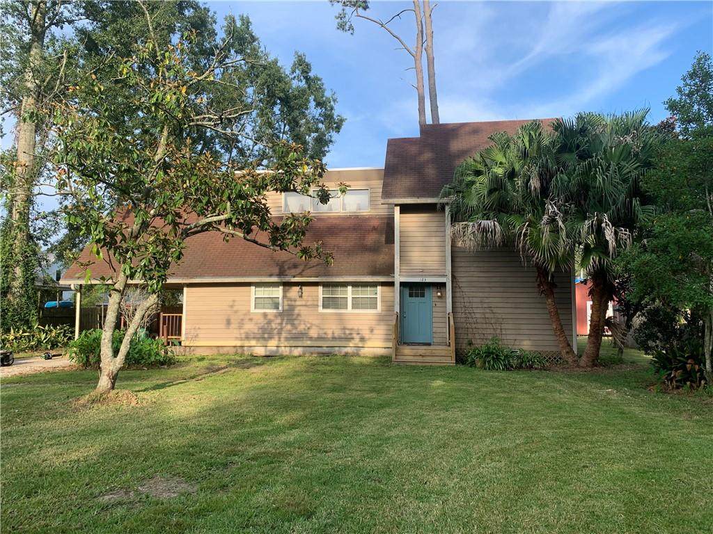 123 Live Oak Street - Photo 1
