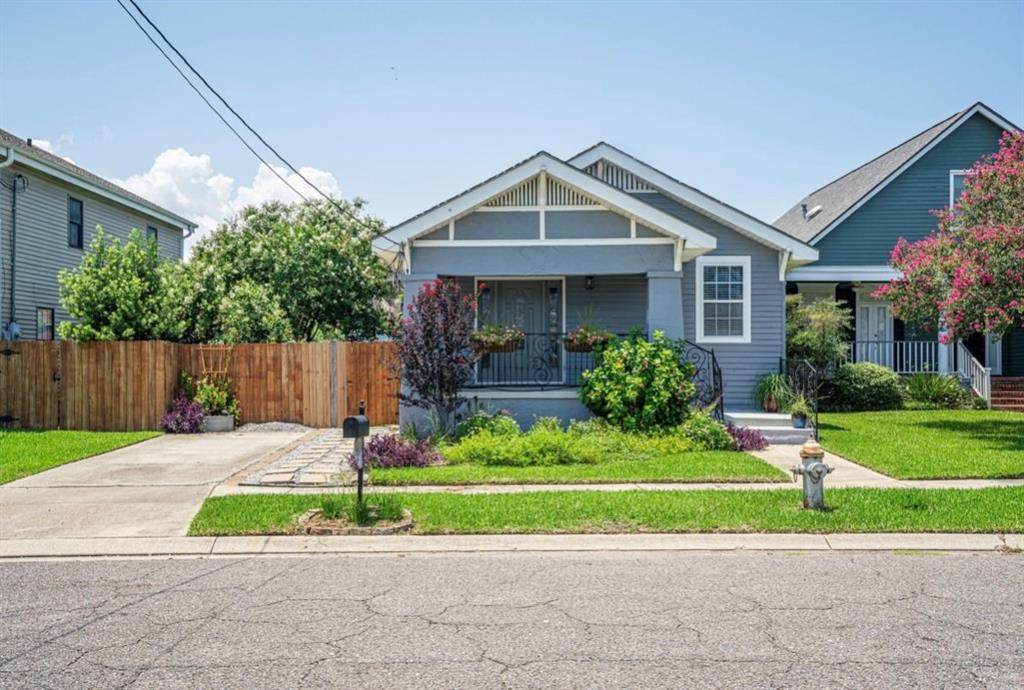 5818 Catina Street - Photo 1