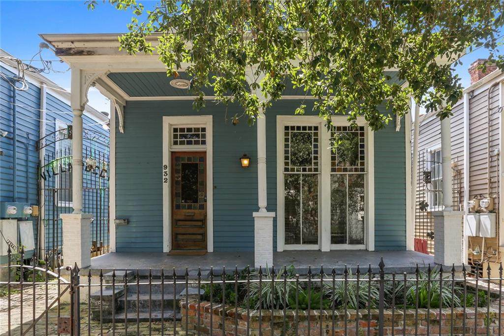 932 Second Street - Photo 1