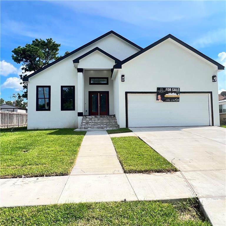 10130 Dreux Avenue - Photo 1