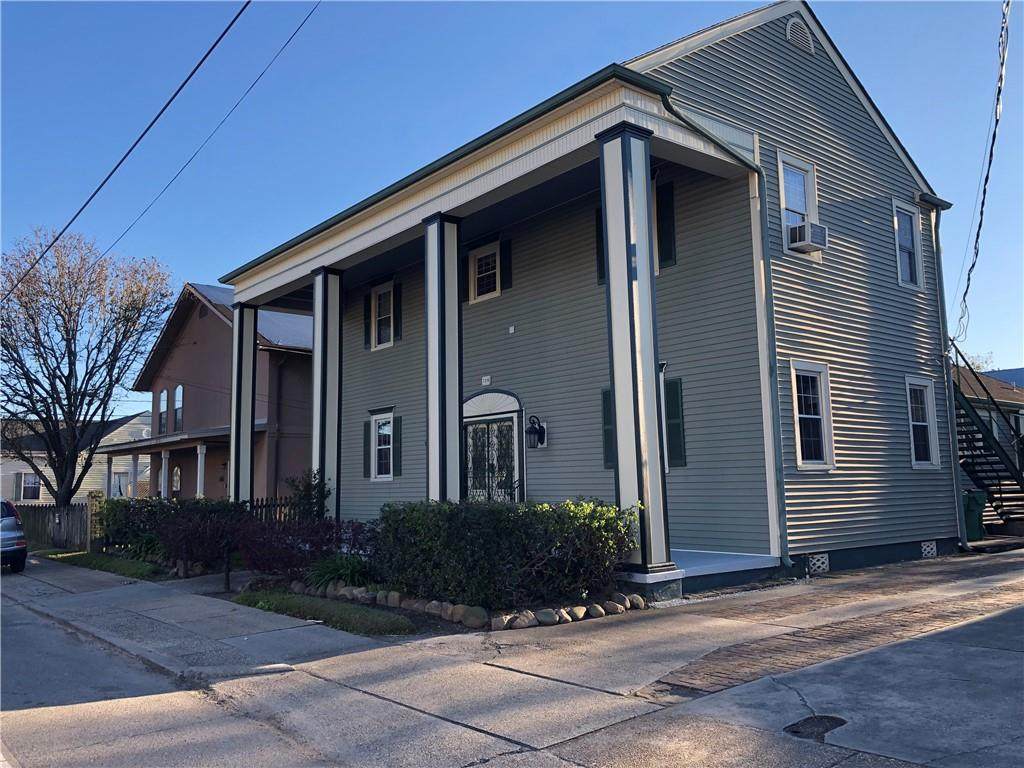 728 Lafayette Street - Photo 1