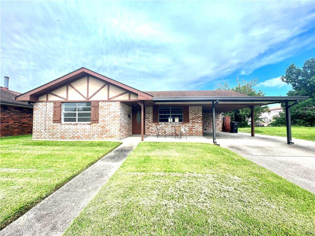 2412 Veronica Drive - Photo 1