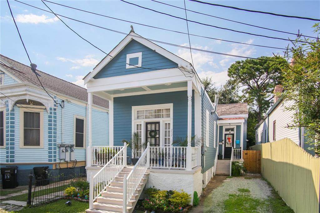 217 Dupre Street - Photo 1