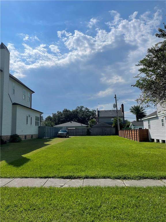 6628 Louisville Street - Photo 1