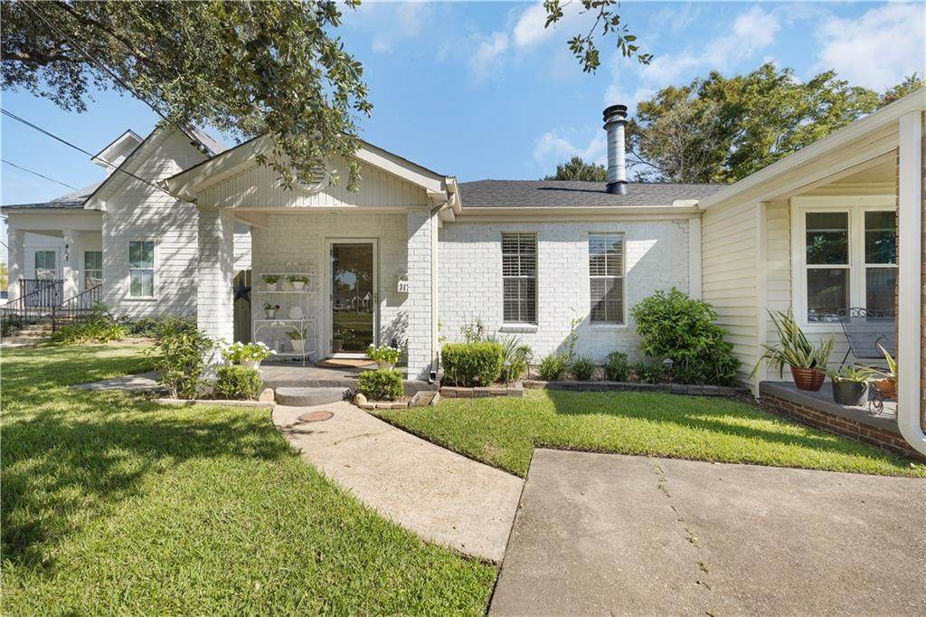 317 Canal Street - Photo 1