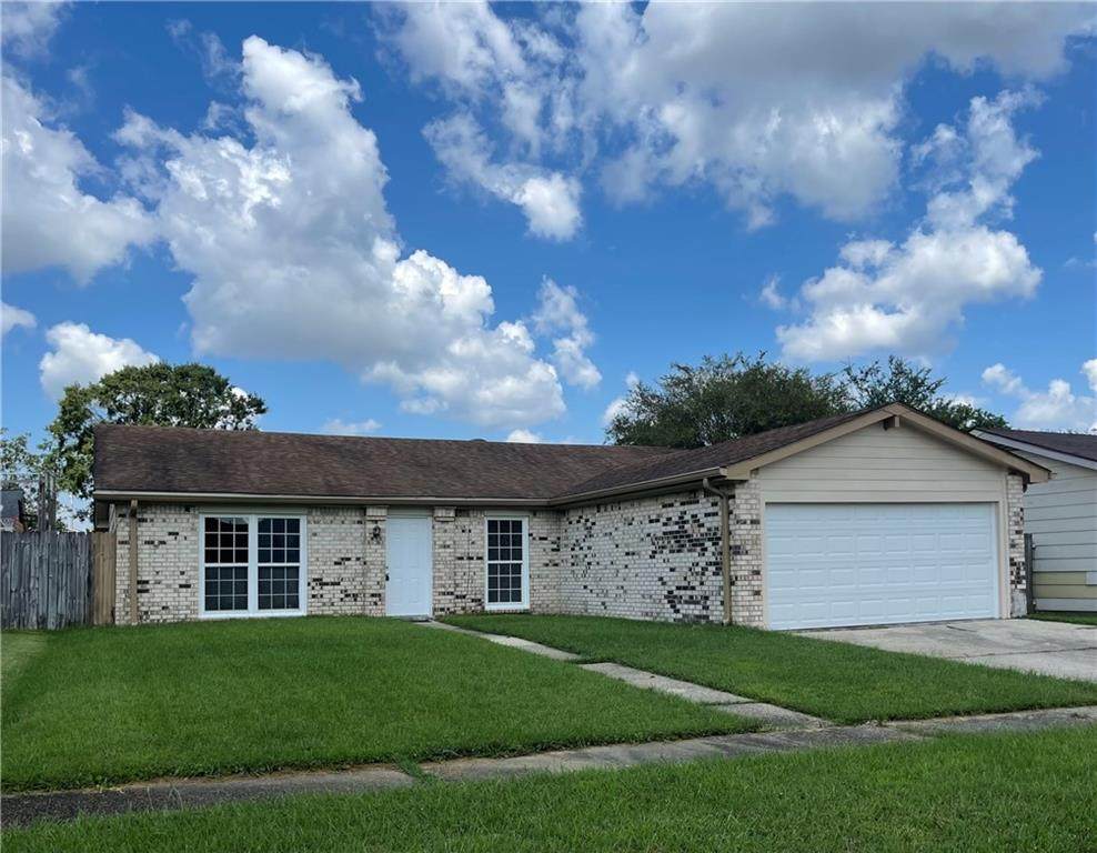 3844 Greenbriar Lane - Photo 1