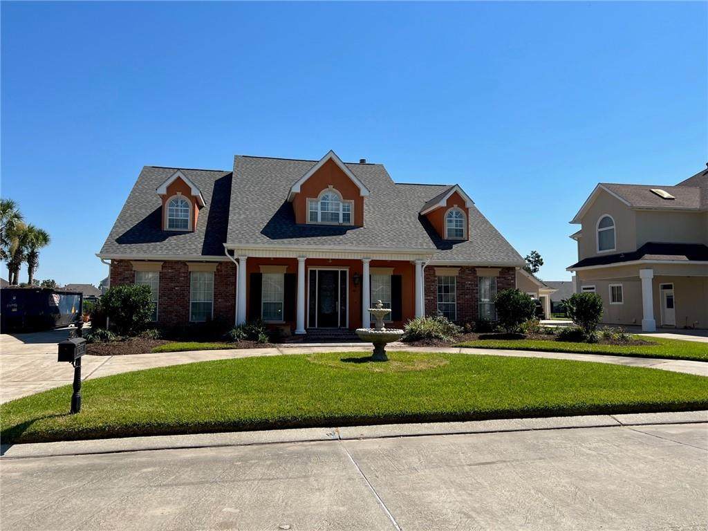 31 Muirfield Drive - Photo 1