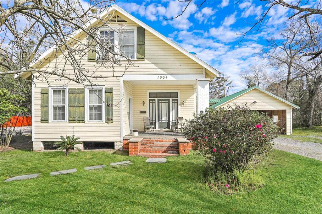 1004 Fremaux Avenue - Photo 1