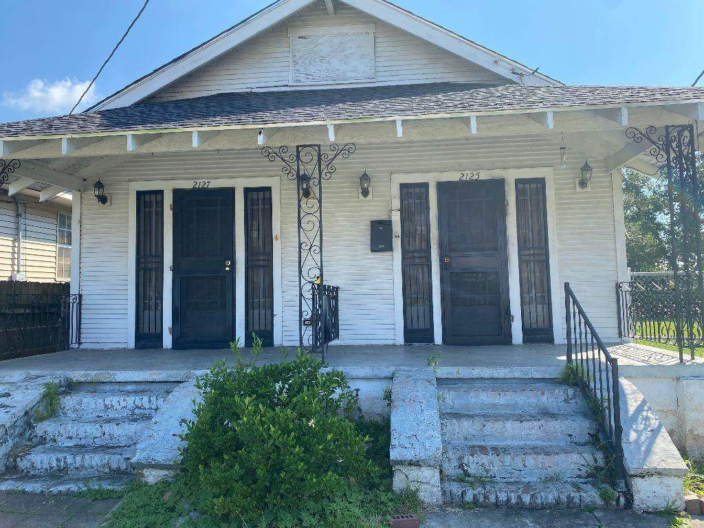 2125 27 St. Anthony Street - Photo 1