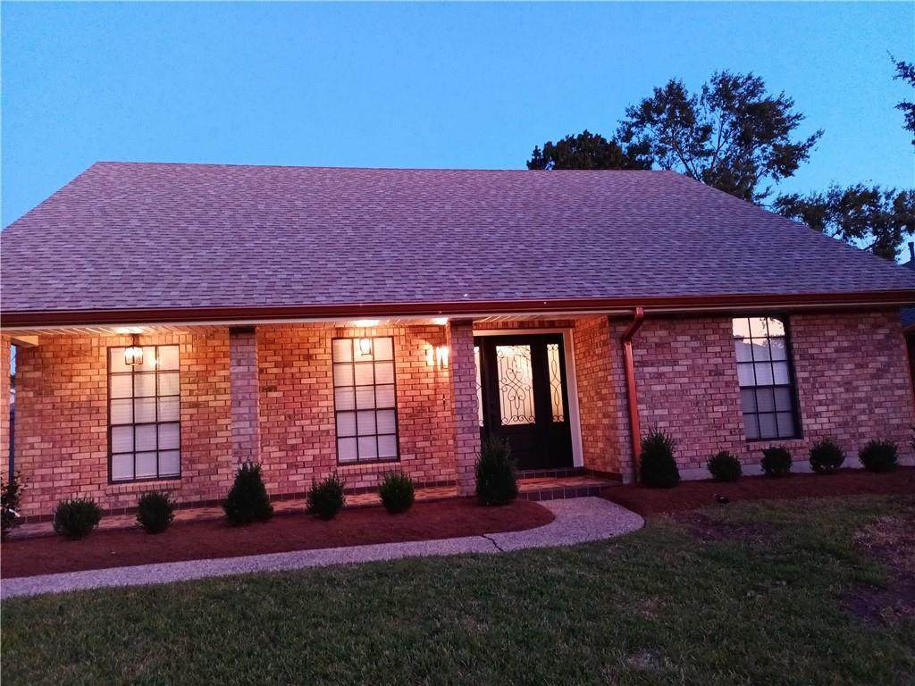 42 Melrose Drive - Photo 1