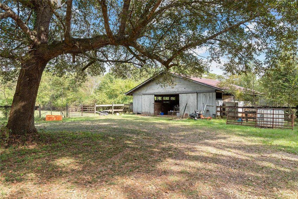 23520 Thornhill Road - Photo 1