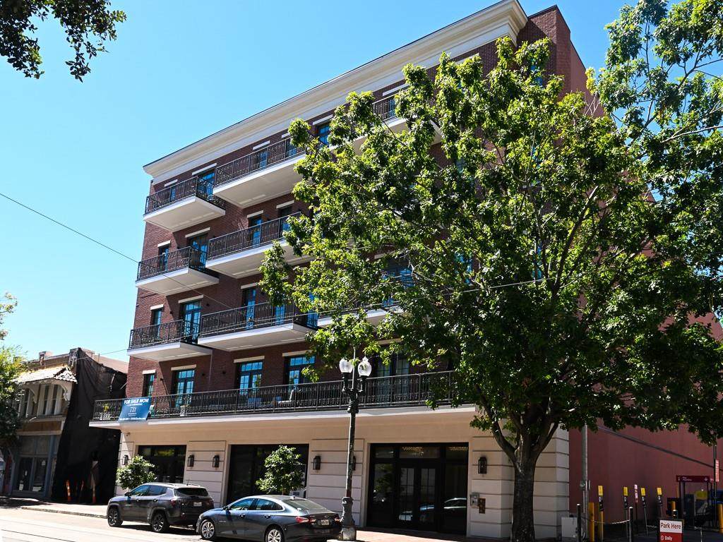 731 St Charles Avenue - Photo 1