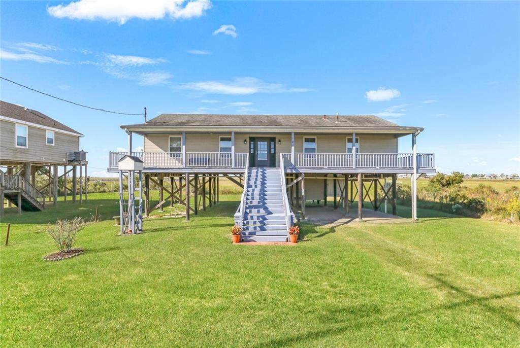 121 Carr Drive - Photo 1