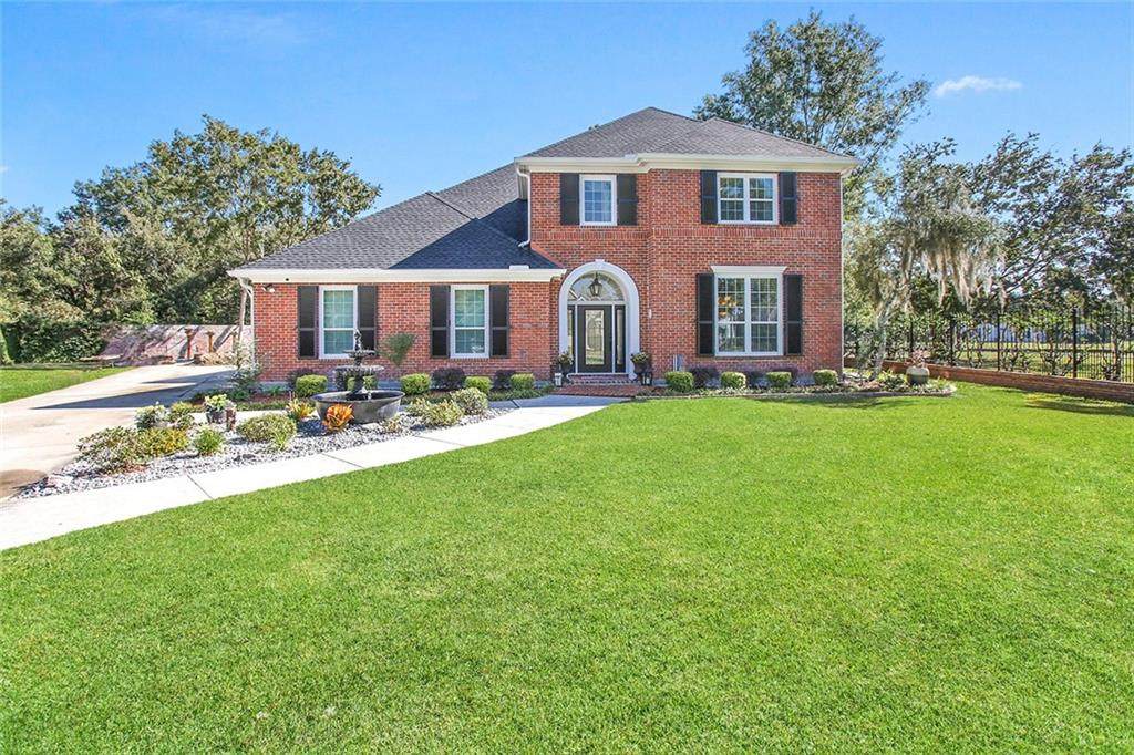 22 Grand Cypress Court - Photo 1