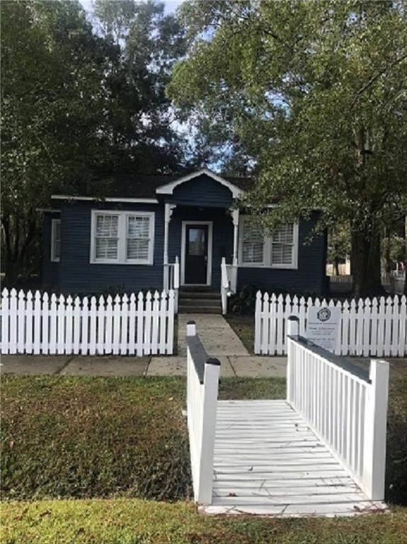 627 25 Avenue - Photo 1