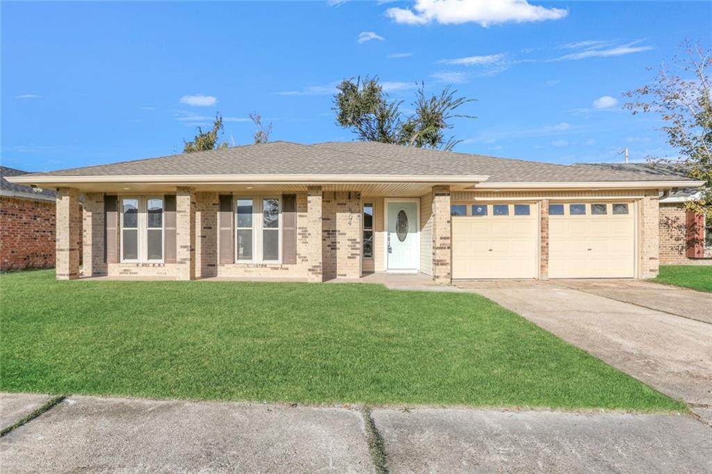 504 Plymouth Drive - Photo 1