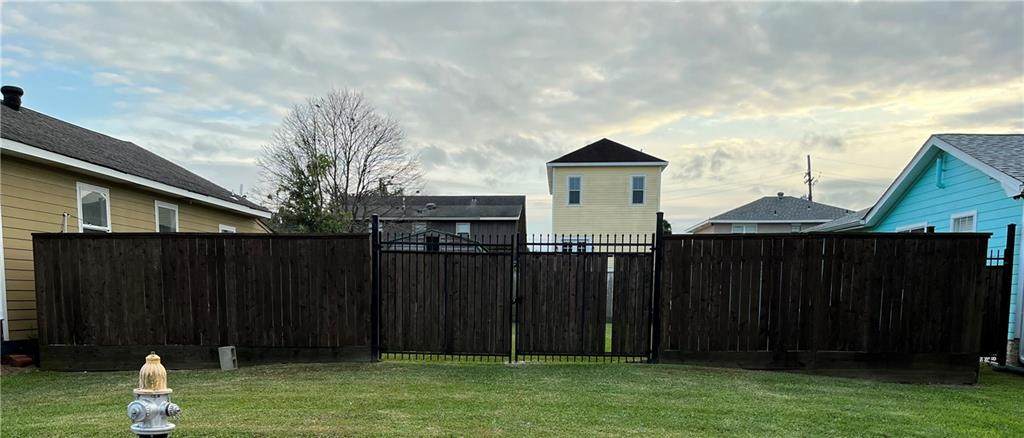 1338 Aviators Street - Photo 1