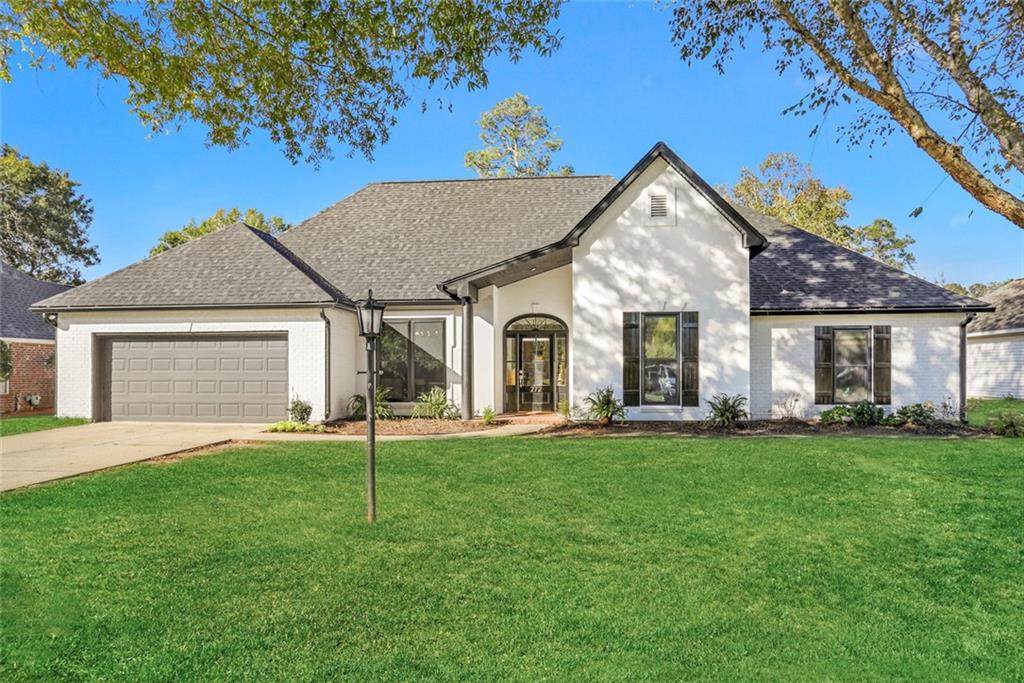 272 Forest Brook Boulevard - Photo 1