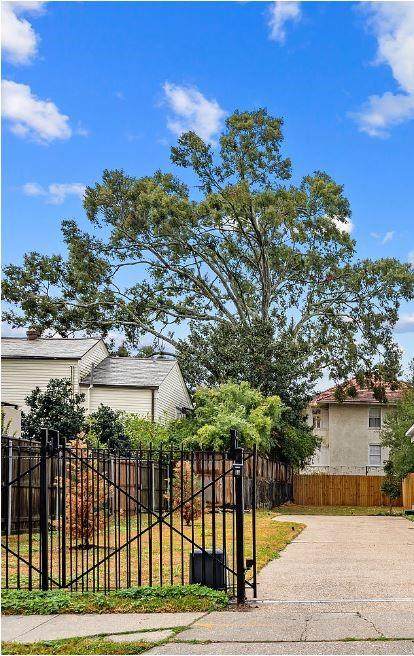 1618 Cadiz Street - Photo 1