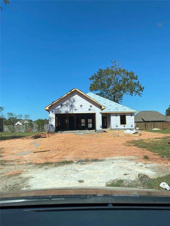 18089 Old Covington Highway - Photo 1