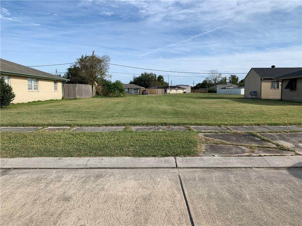 2421 Garden Street - Photo 1