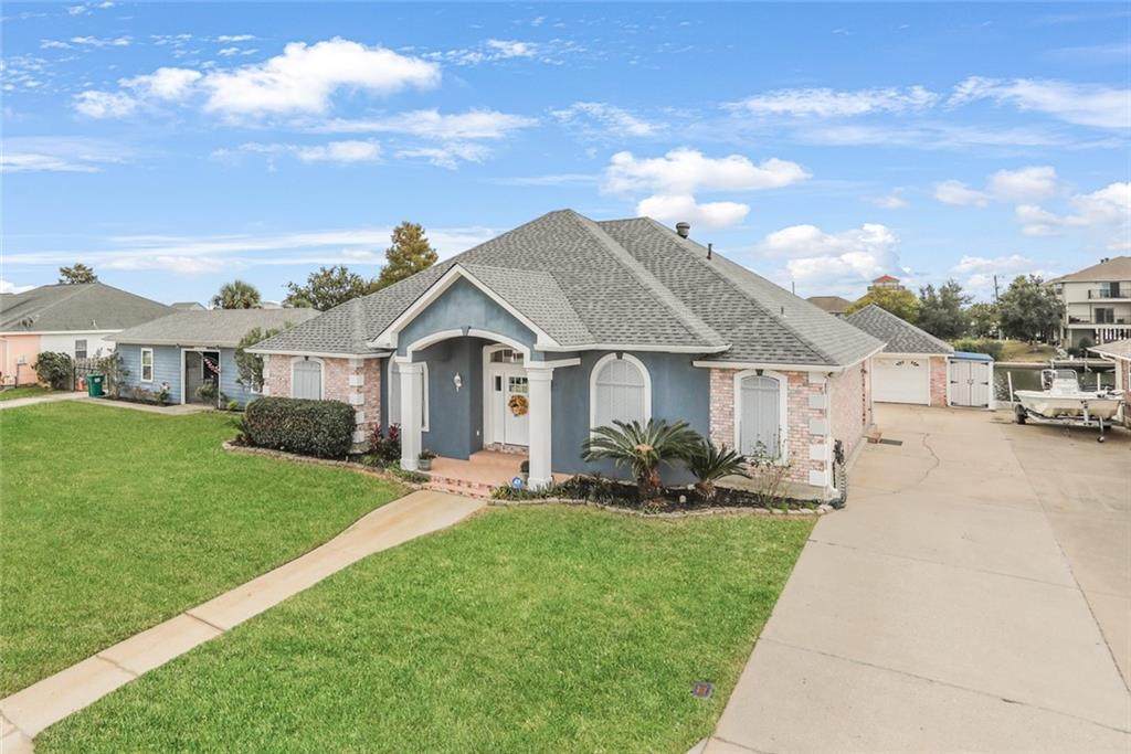 376 Moonraker Drive - Photo 1
