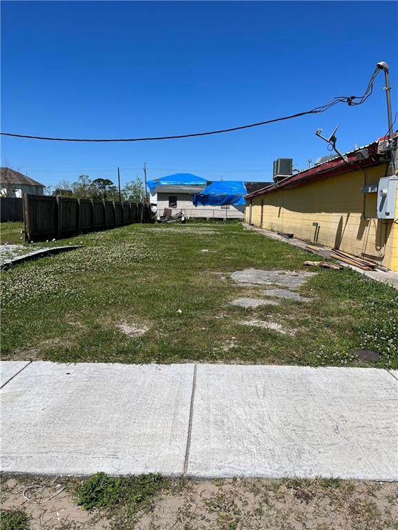 2538 Desire Street - Photo 1