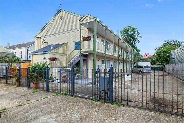418 Pelican Avenue - Photo 1