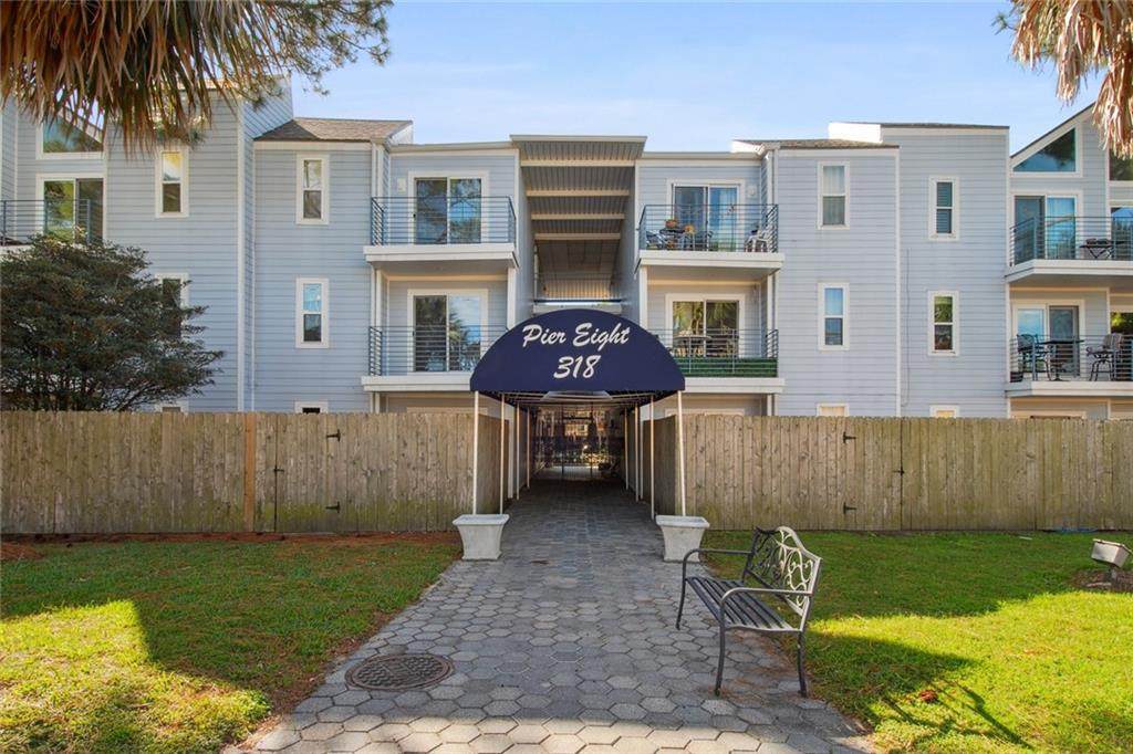 318 Lake Marina Drive - Photo 1