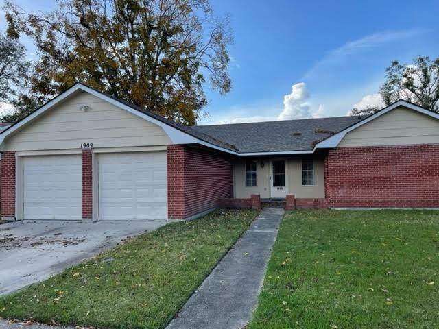 1909 Ellerslie Avenue - Photo 1