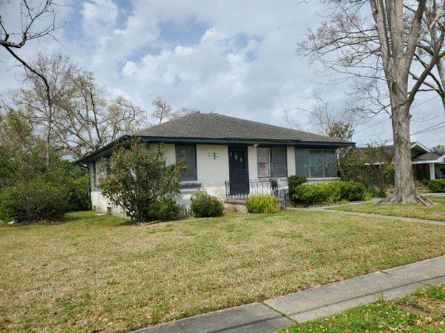 222 Walter Road - Photo 1