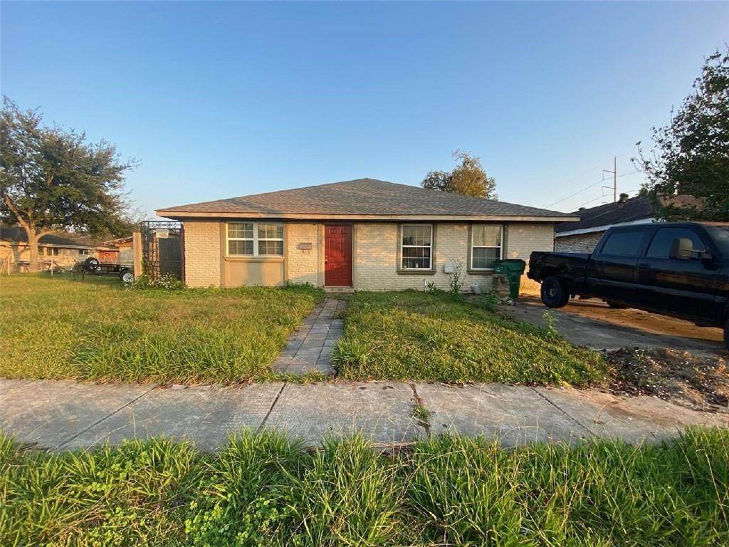 3213 Buffon Street - Photo 1