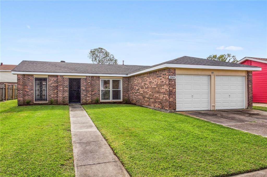 2561 Eastview Drive - Photo 1