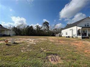112 Taylor Drive - Photo 1