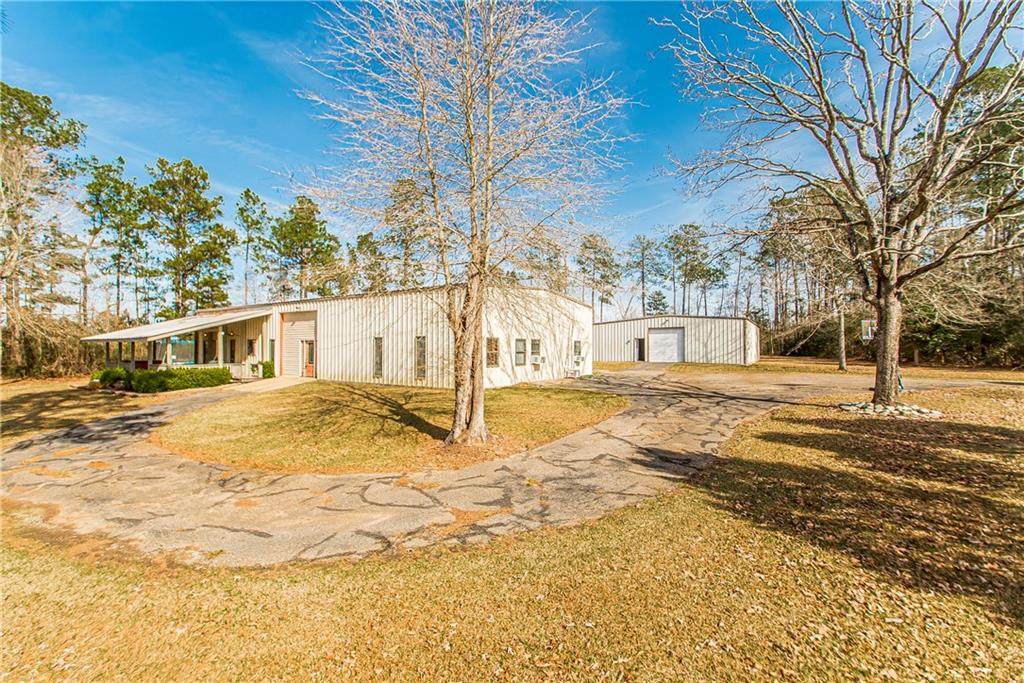 115 Old Crossroads E Road - Photo 1