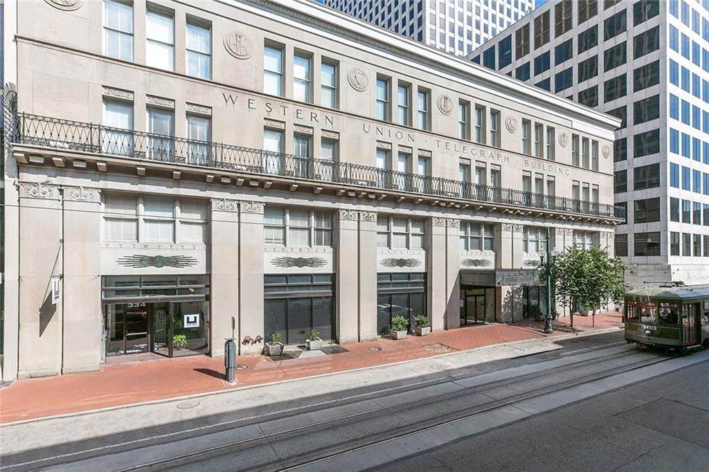 334 Carondelet Street - Photo 1