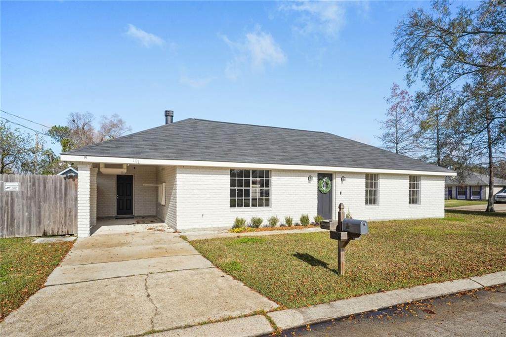 101 Janet Drive - Photo 1