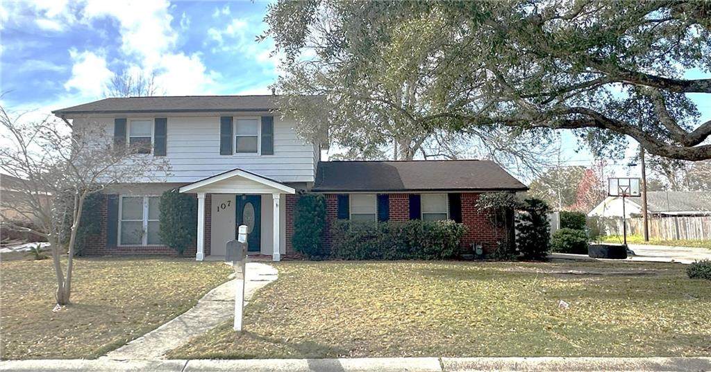 107 Matthews Drive - Photo 1