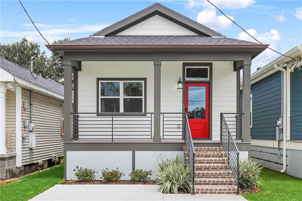 1820 Palfrey Street - Photo 1