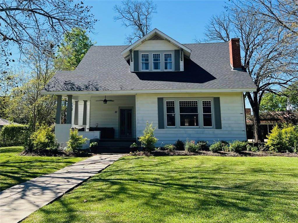 221 Waddil Street - Photo 1