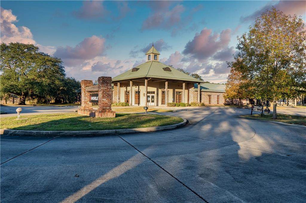 725 Westin Oaks Drive - Photo 1