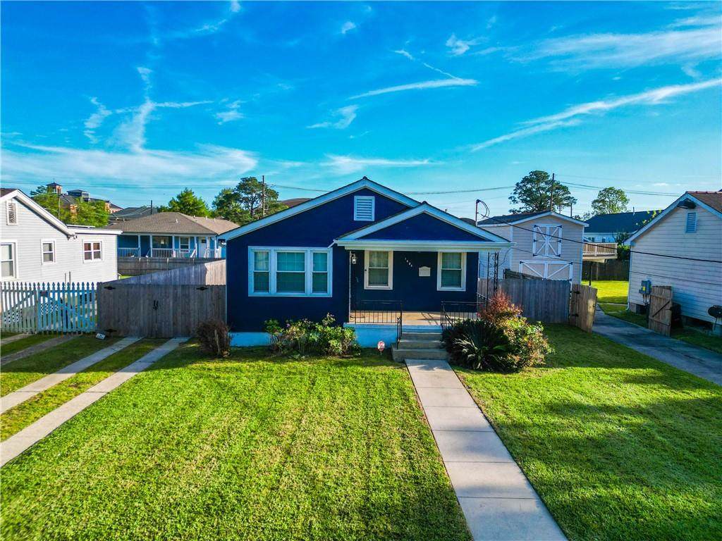 1484 Athis Street - Photo 1