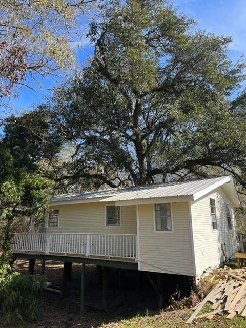 72115 Maple Street - Photo 1