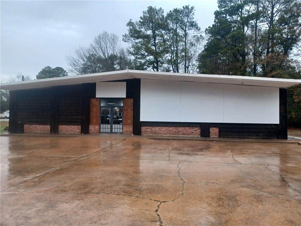 1401 Melrose Street - Photo 1