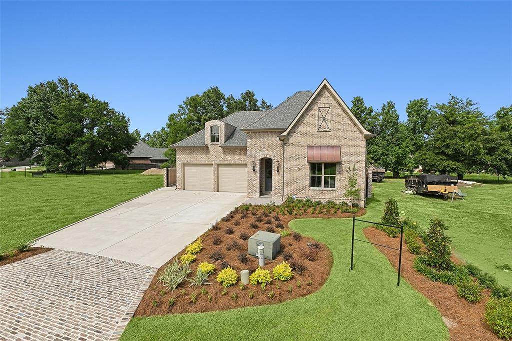 531 Oak Glen Drive - Photo 1