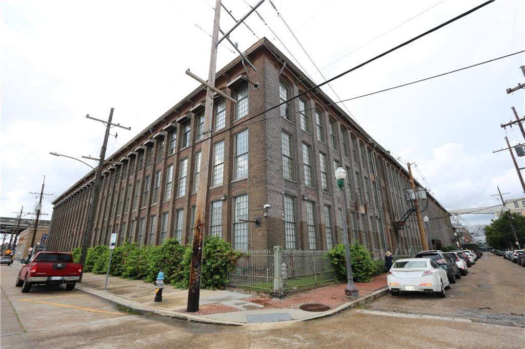 https://bt-photos.global.ssl.fastly.net/neworleans/orig_boomver_1_2465640-2.jpg